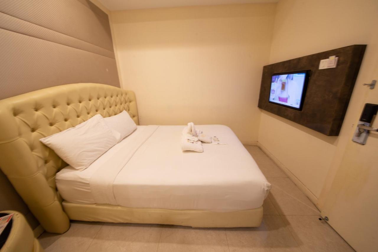 Ritzton Hotel Johor Bahru Kültér fotó