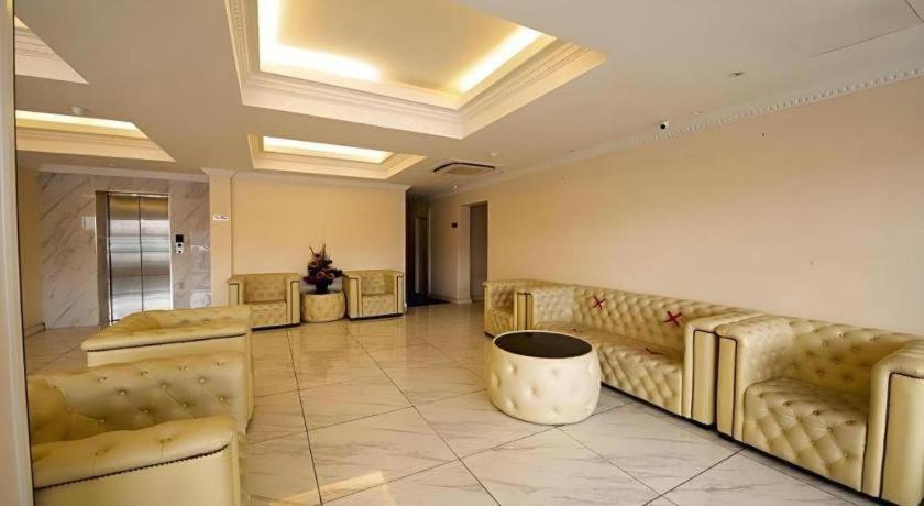 Ritzton Hotel Johor Bahru Kültér fotó