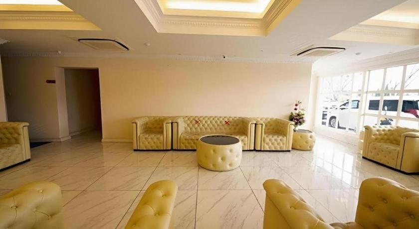 Ritzton Hotel Johor Bahru Kültér fotó