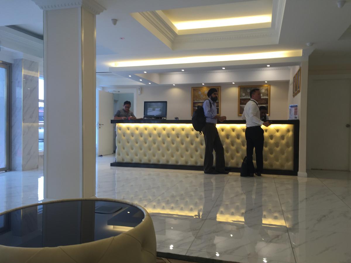 Ritzton Hotel Johor Bahru Kültér fotó