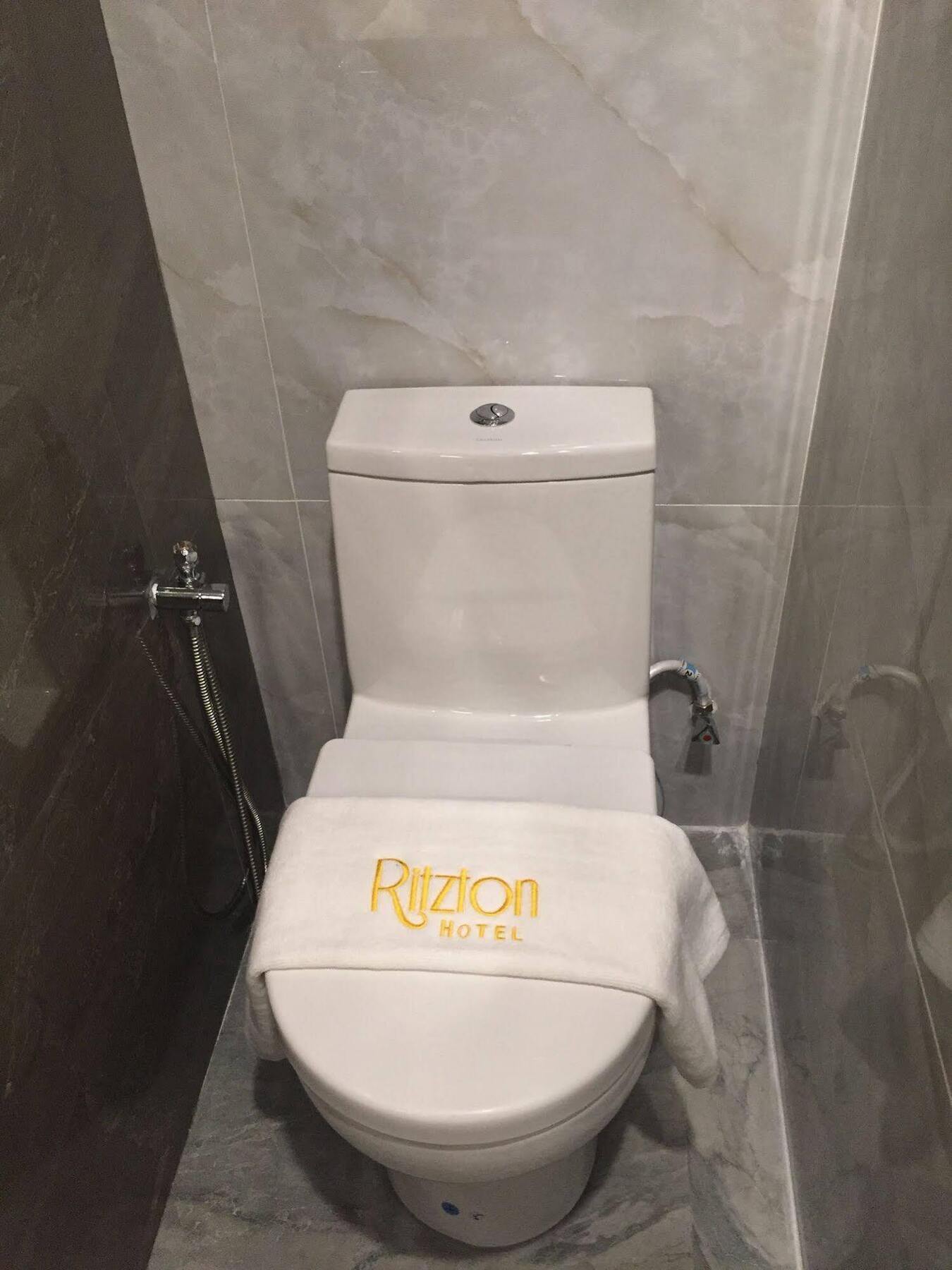 Ritzton Hotel Johor Bahru Kültér fotó